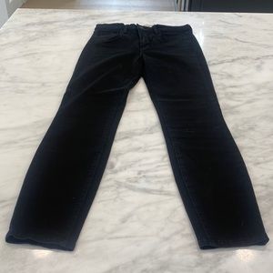 L’AGENCE all black jeans with a black button. Size 27